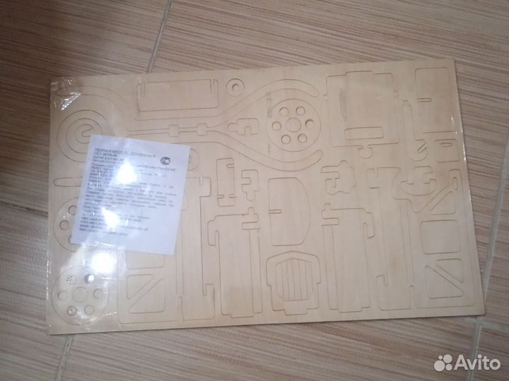 Сборная деревянная модель Ретро-автомобиль