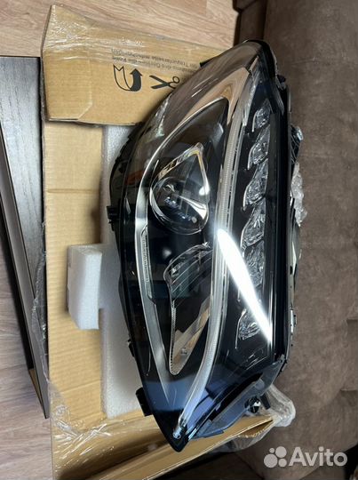 Фара Правая Mercedes w205 Новая