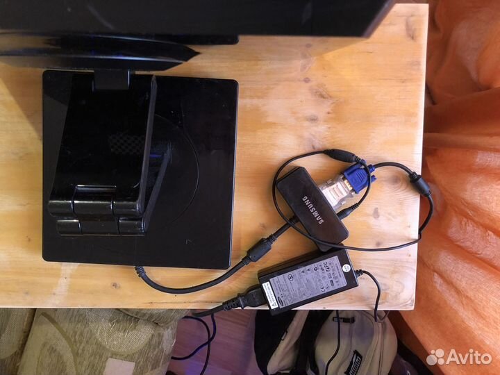 Монитор Samsung 970p