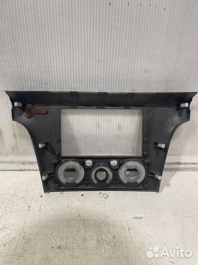 Рамка климат контроля mitsubishi airtrek