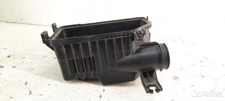 Корпус воздушного фильтра Hyundai Solaris 2