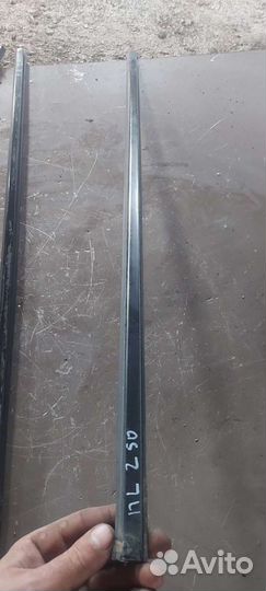 Молдинг стекла Nissan Murano Z50