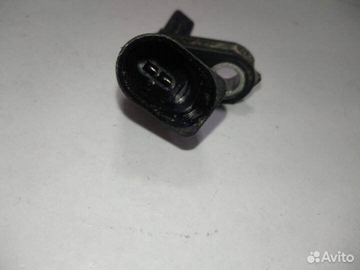 Датчик ABS передний левый Volkswagen Passat B6 200