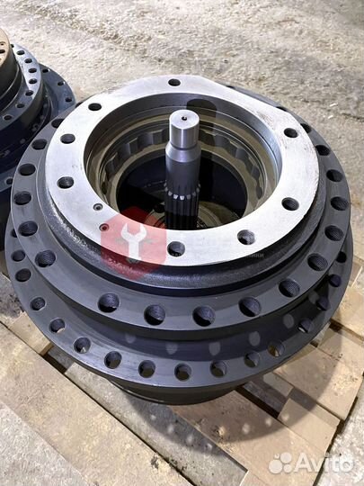 Бортовой редуктор Doosan DX420LC-V