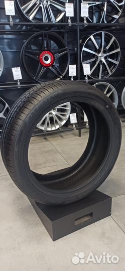 Forceland Vitality F22 235/40 R18