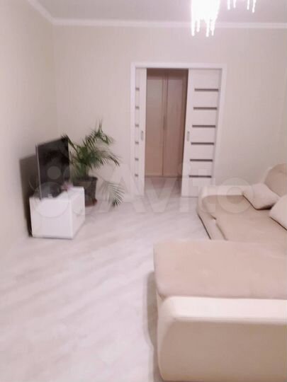 2-к. квартира, 66 м², 9/10 эт.