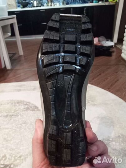 Лыжные ботинки