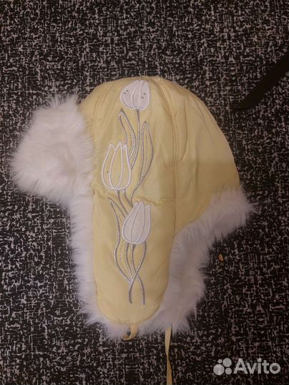 Шапка для девочки новая