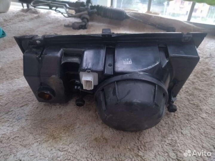 Фара правая ваз 2107.2105