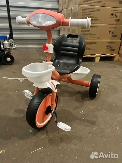2. Велосипед детский, оранжевый