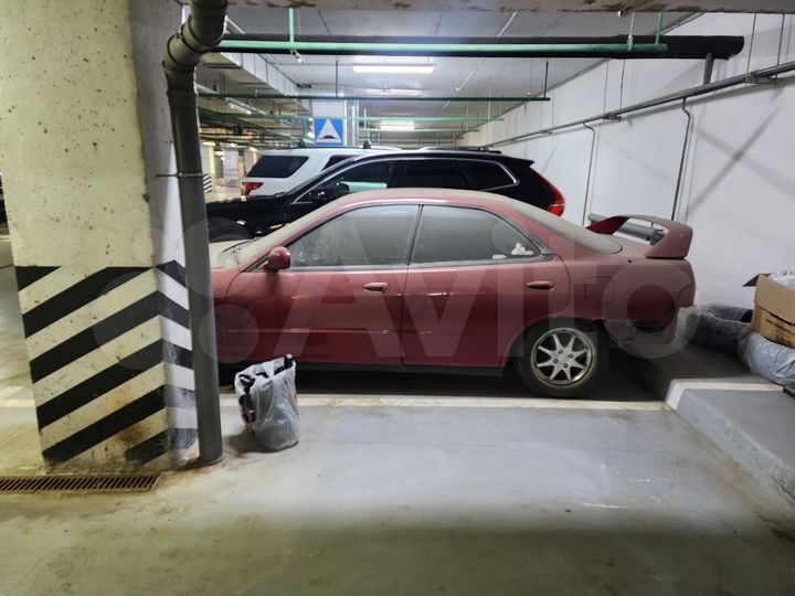 Машиноместо, 14 м²