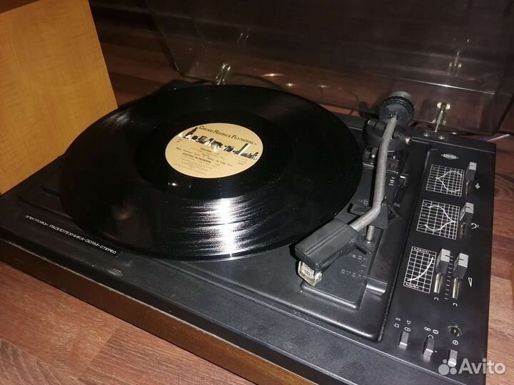 Проигрыватель винила радиотехника 301м