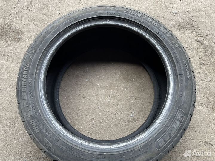 Tigar High Performance 215/45 R16