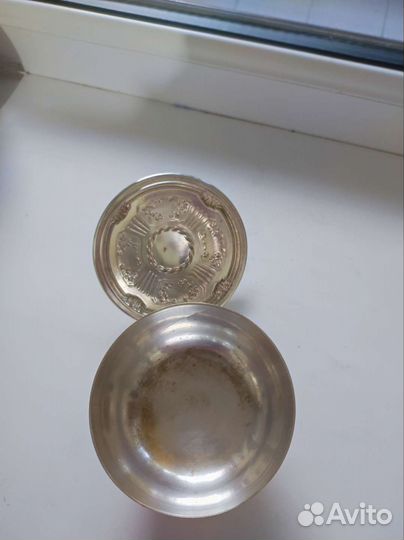 Сахарница из Франции с узорами