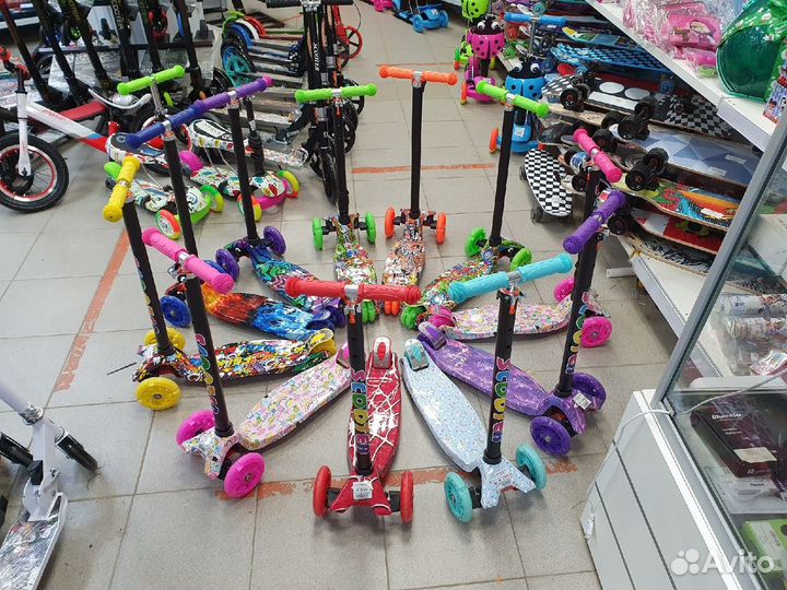 Самокат детский трехколесный