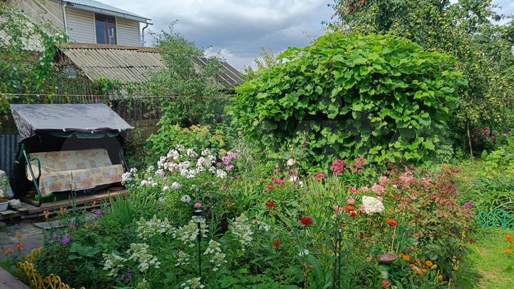 Дом 98 м² на участке 5 сот.