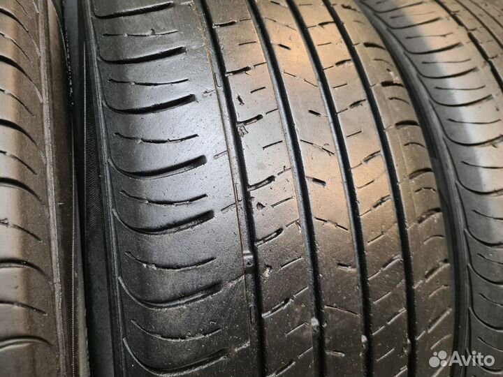 Kumho Solus SA01 Plus 215/60 R17