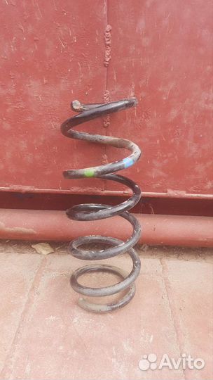 Продам пружину