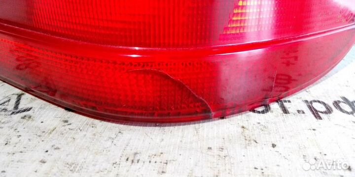 Фонарь задний правый mersedesbenz W210 E 95-00г