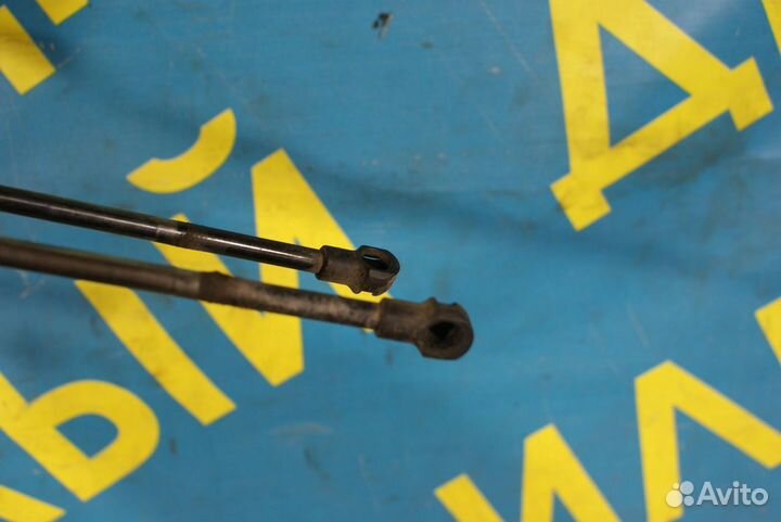 Амортизатор багажника BMW X5 E53