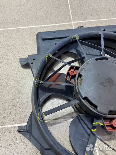 Диффузор вентилятора Ford Focus 1,1.6