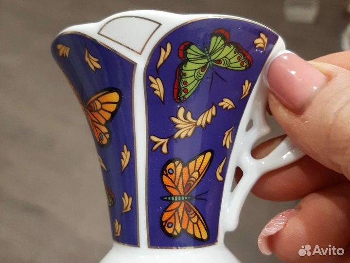 Комплект: кофейная чашечка с блюдечком