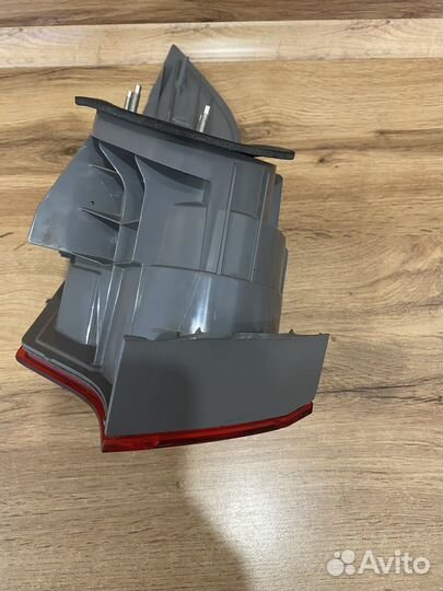 Фонарь задний правый хонда аккорд 8