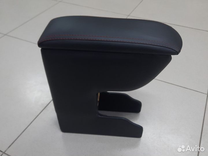 Подлокотник renault kaptur бу