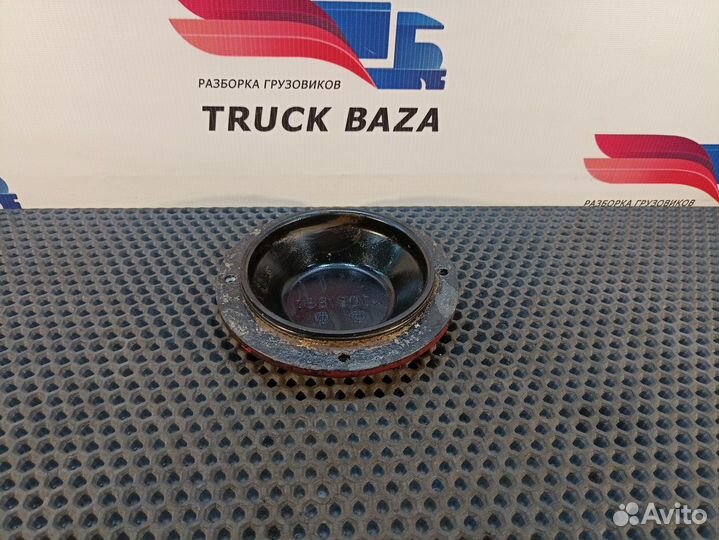 Крышка ступицы передней