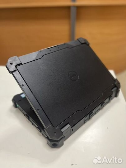 Dell rugged extreme 7214 i7 16/512