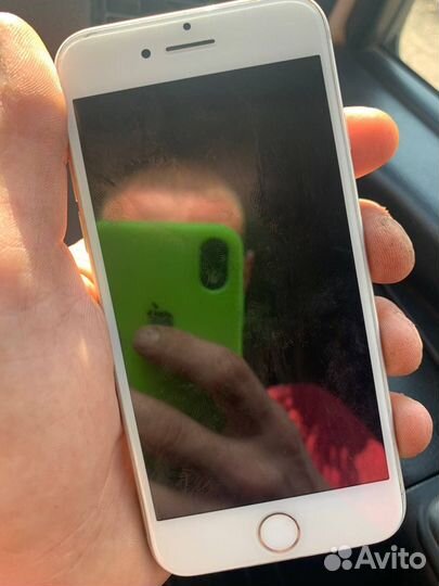 Телефон iPhone 8 64 gb