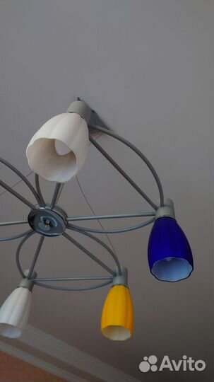 Люстра потолочная разноцветная + бра