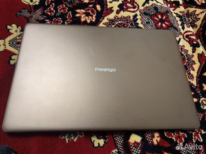 Ноутбук prestigio
