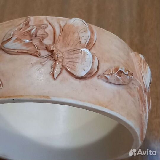 Браслет старинный пластик