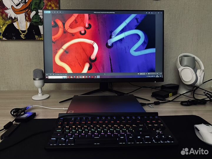 Монитор MSI 27