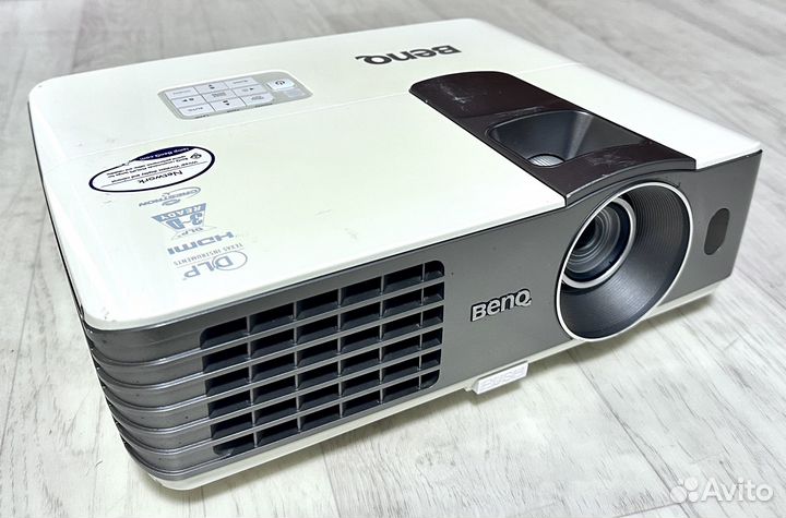 Проектор BenQ MX711