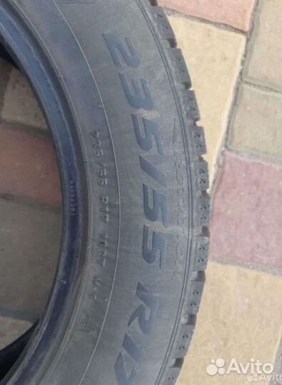 Pirelli Ice Zero SUV 235/55 R17 103T