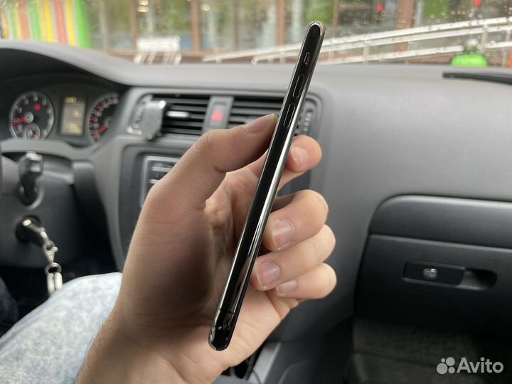 iPhone 11 Pro, 64 ГБ