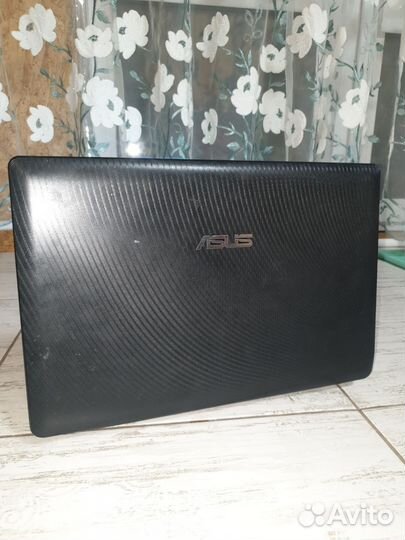 Ноутбук asus X52N