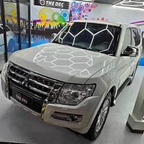 Уравнение с одним корнем. Помещение освещается фонарем. 3 0 одним 2 0. На шнуре перекинутом через неподвижный блок помещены грузы 0. 1.