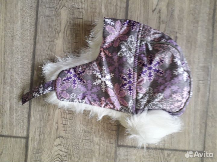 Новая зимняя шапка для девочки 3-5лет