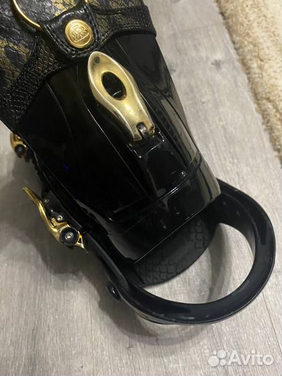 Крепления для сноуборда Burton Notori