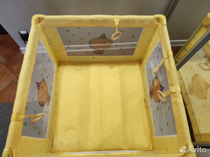 Манеж детский складной