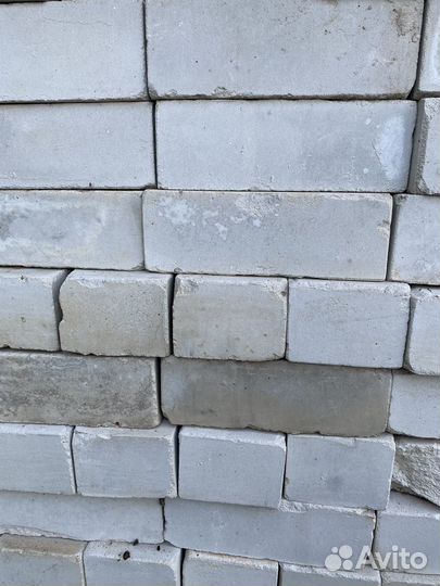Кирпич белый