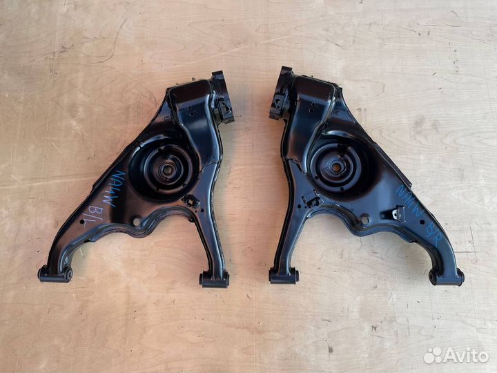 Рычаги задние Mitsubishi Grandis NA4W