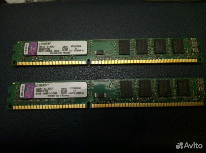 Оперативная память Kingston KTH9600B/4G