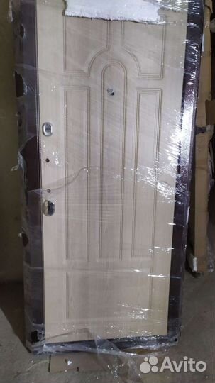 Дверь входная, дверь бронированная,железная дверь
