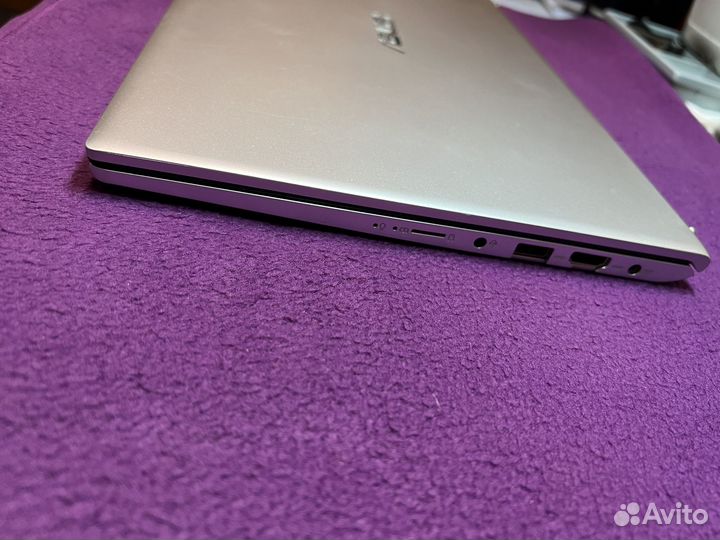 Ноутбук Asus vivobook 14 4/128Gb