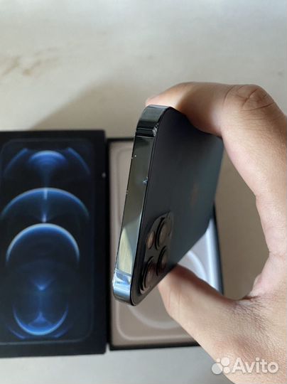 iPhone 12 Pro, 256 ГБ