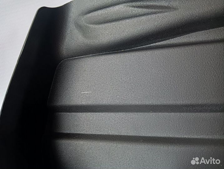 Заглушка бампера правая BMW X5 E70 51748048772